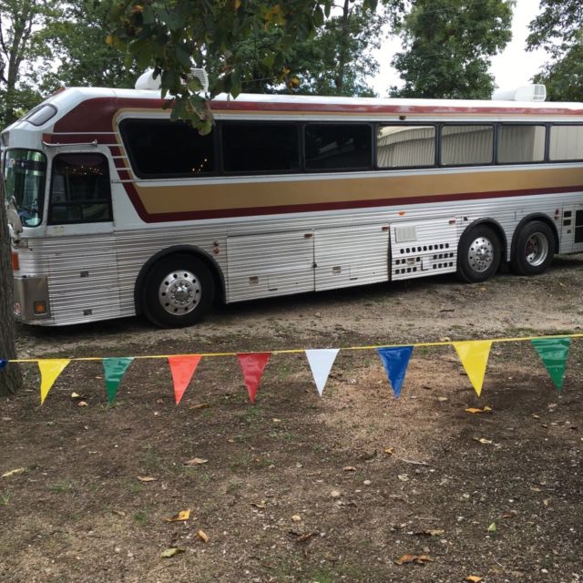 Silver Eagle Bus Model 10 - photo 3