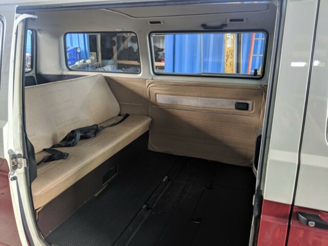 1983 Volkswagen Bus/Vanagon - photo 2