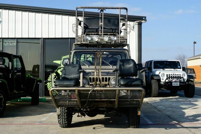 1983 Jeep CJ CJ7 Custom Hunting Jeep 4x4 - photo 2