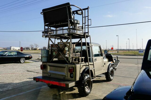 1983 Jeep CJ CJ7 Custom Hunting Jeep 4x4 - photo 3
