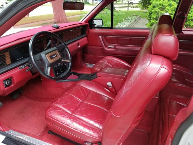1983 Ford Thunderbird Heritage - photo 3