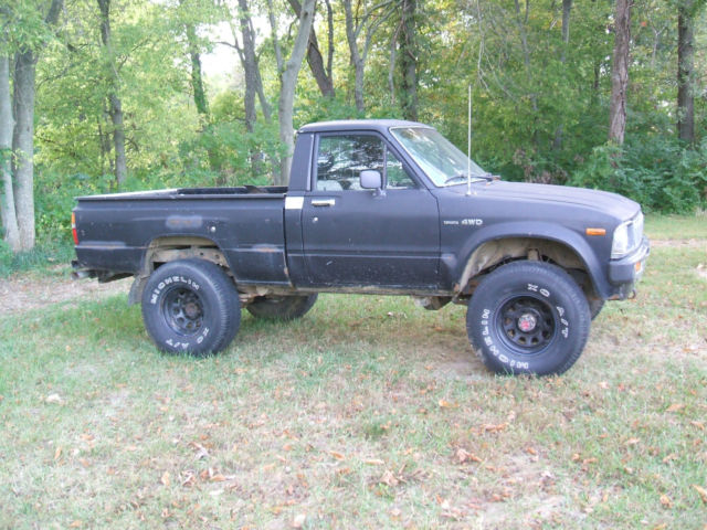 1983 Toyota Pick Up 4WD - photo 4
