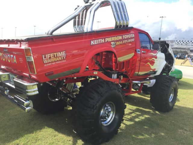 1983 Toyota Hilux sr5 - photo 3