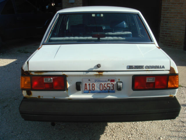 1983 Toyota Corolla - photo 2