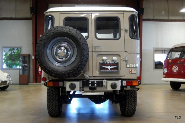 1983 Toyota FJ Cruiser Hardtop - photo 12