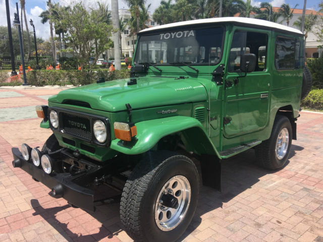1983 Toyota Land Cruiser Base Sport Utility 2-Door - photo 2