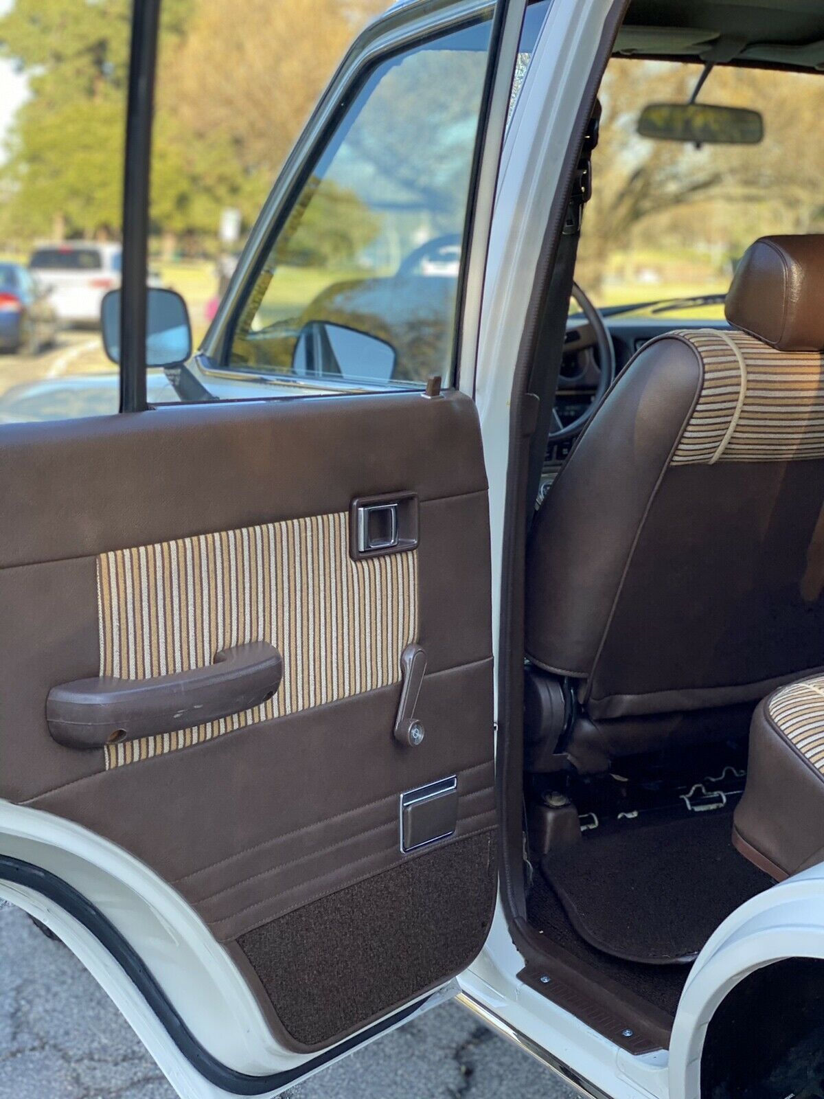 1983 Toyota Land Cruiser FJ60 - photo 12