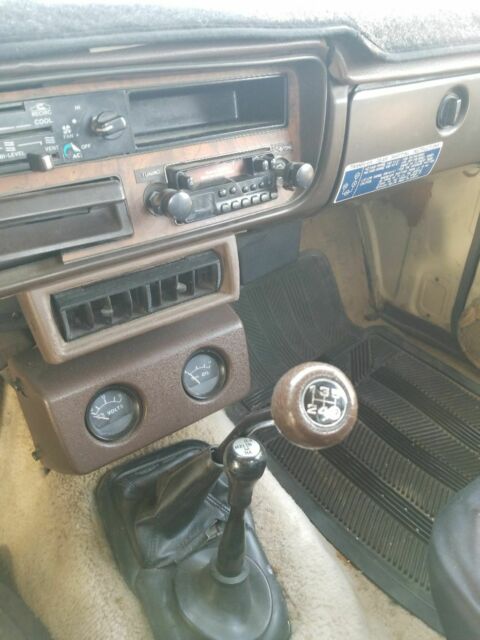 1983 Toyota Pickup - photo 6