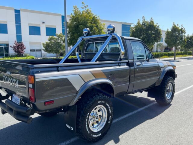 1983 Toyota Pickup 4x4 - photo 5