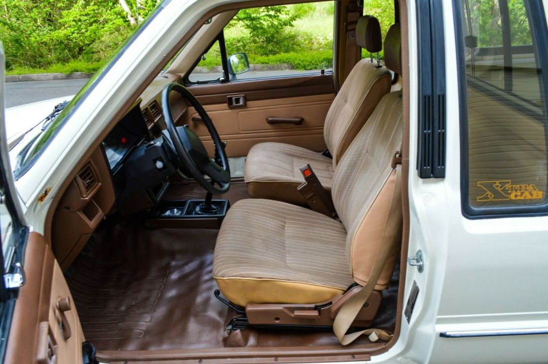 1983 Toyota Pickup ~ 2WD ~ 89K MILES - photo 11