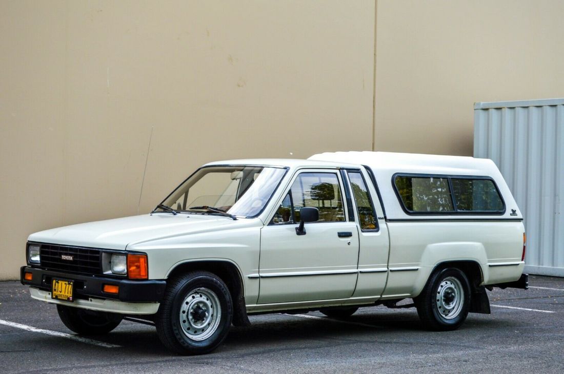 1983 Toyota Pickup ~ 2WD ~ 89K MILES - photo 3