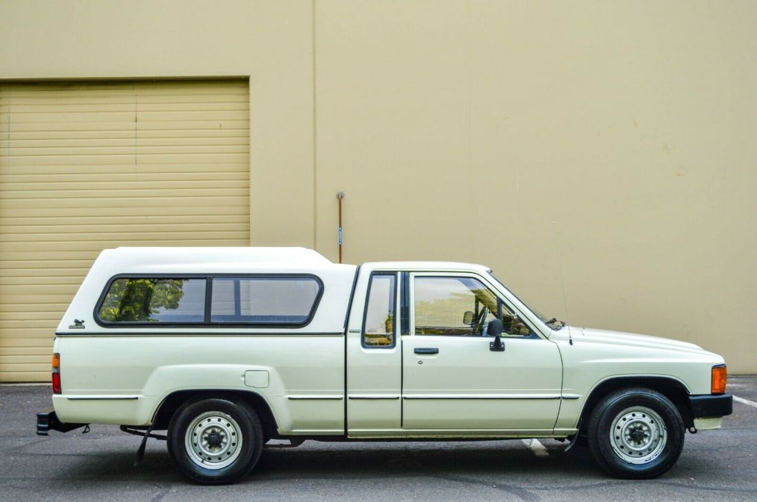 1983 Toyota Pickup ~ 2WD ~ 89K MILES - photo 9