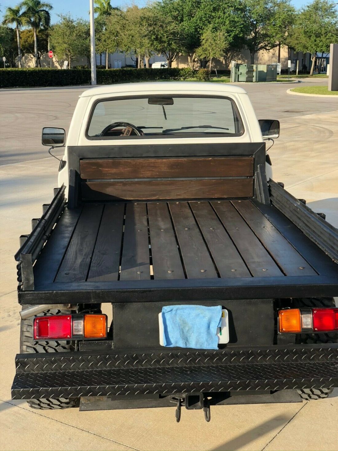 1983 Toyota Pickup SR5 DLX 1/2 TON SHORT BED 4X4 - photo 5