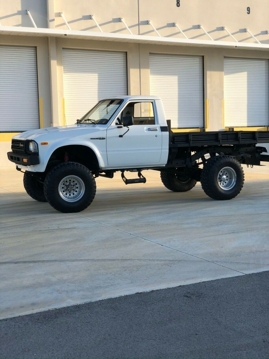 1983 Toyota Pickup SR5 DLX 1/2 TON SHORT BED 4X4 - photo 7