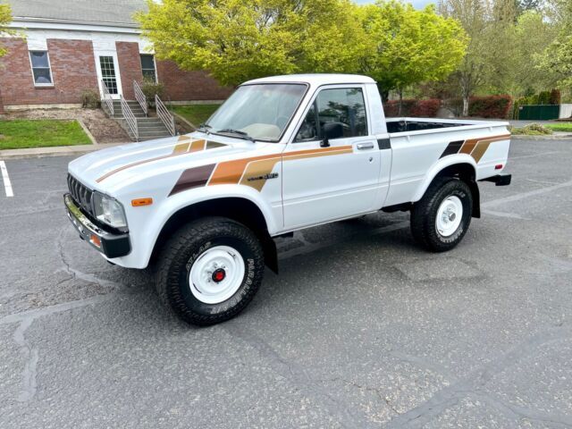 1983 Toyota Pickup - photo 12