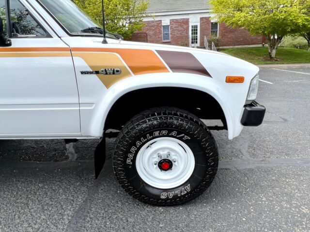1983 Toyota Pickup - photo 7