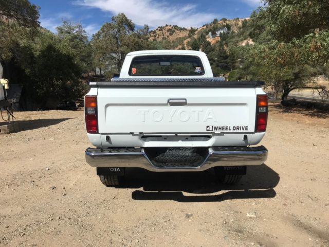 1983 Toyota Pickup pickup - photo 11