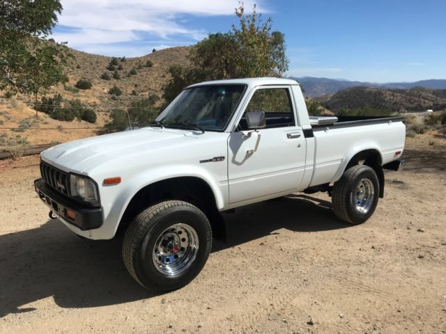 1983 Toyota Pickup pickup - photo 7