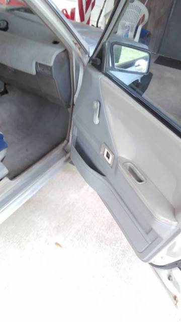 1983 Toyota Tercel Dent in roof - photo 4
