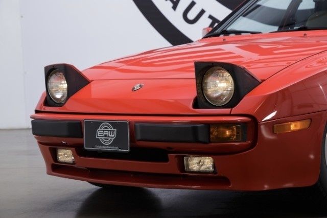 1983 Porsche 944 Base Coupe 2-Door - photo 3
