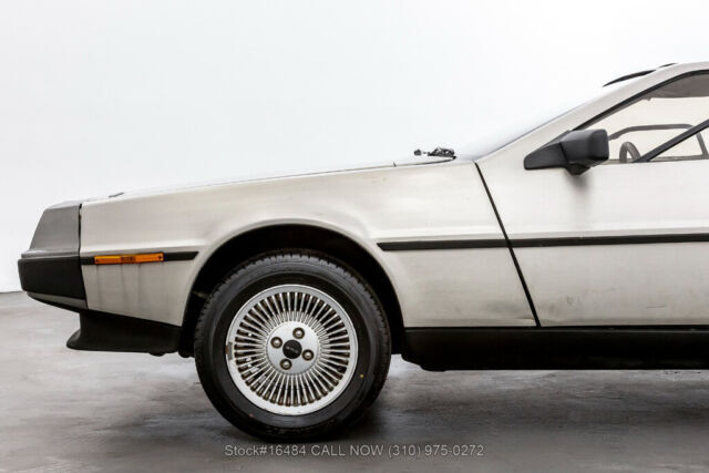 1983 DeLorean DMC-12 - photo 13