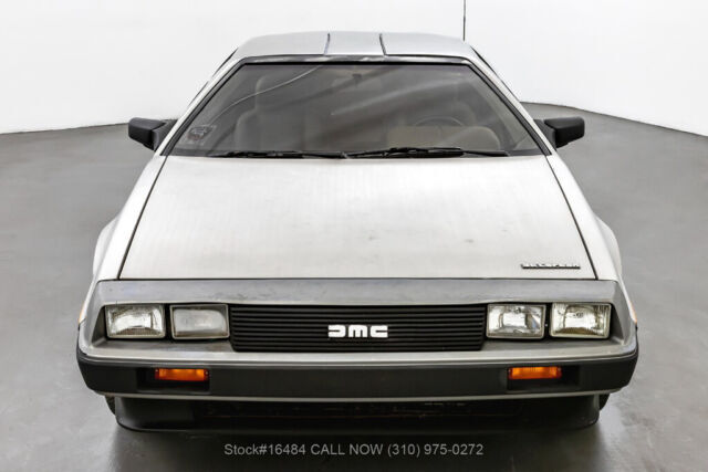 1983 DeLorean DMC-12 - photo 3