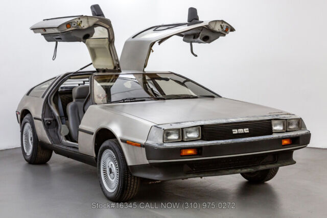 1983 DeLorean DMC-12