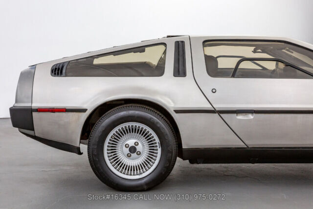 1983 DeLorean DMC-12 - photo 12