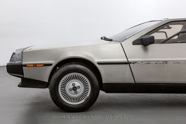 1983 DeLorean DMC-12 - photo 13