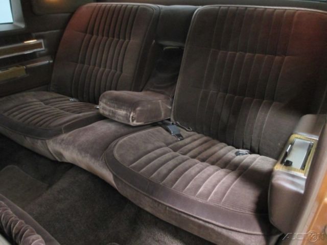 1983 Cadillac DeVille - photo 6