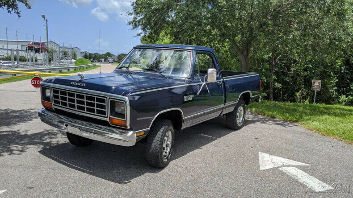 1983 Used 5.2L V8 16V 4WD Pickup Truck 1983 Dodge Ram 1500