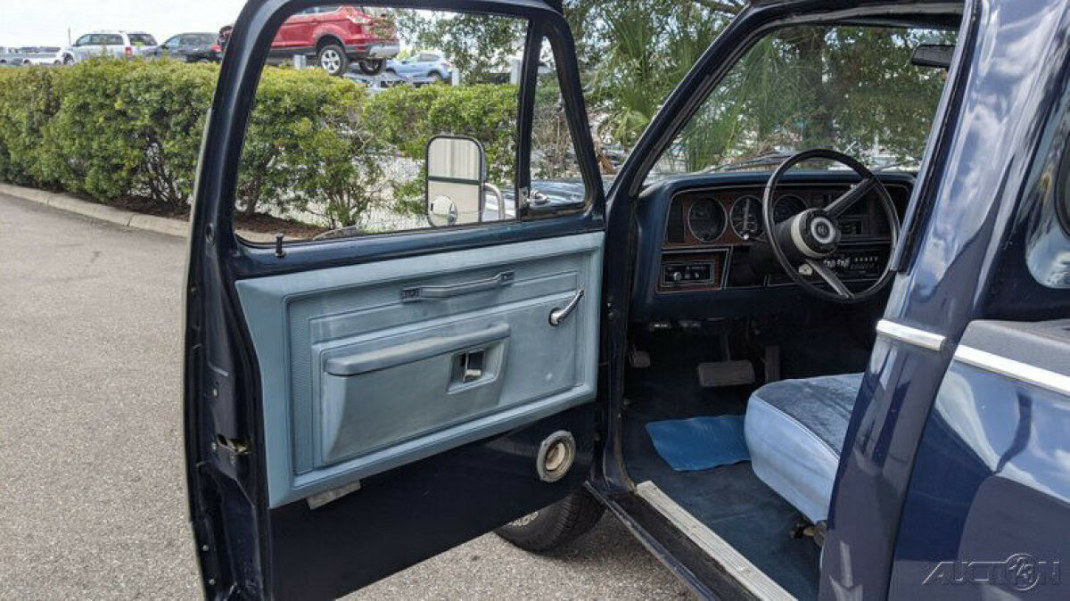 1983 Dodge Ram 1500 - photo 11