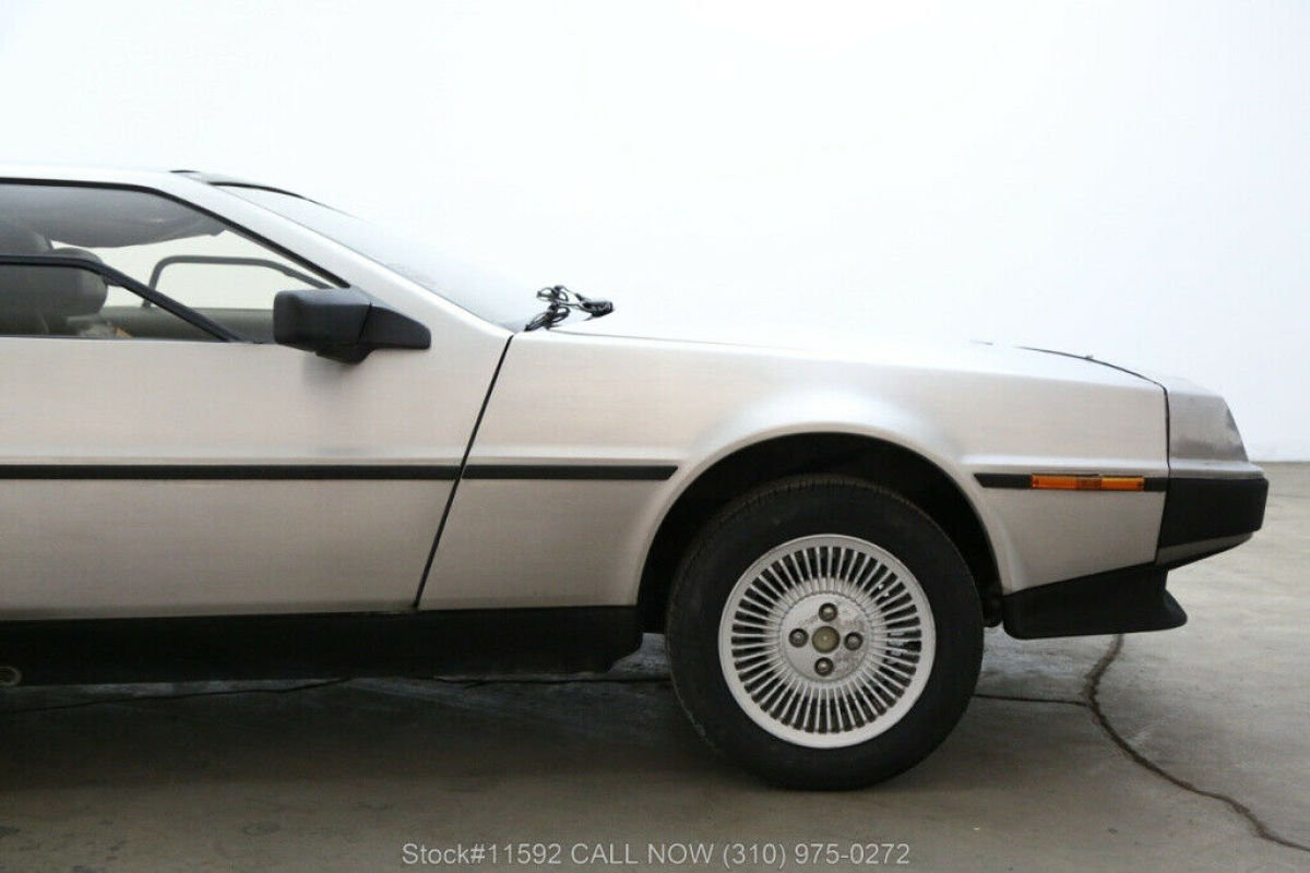 1983 DeLorean DMC-12 - photo 10