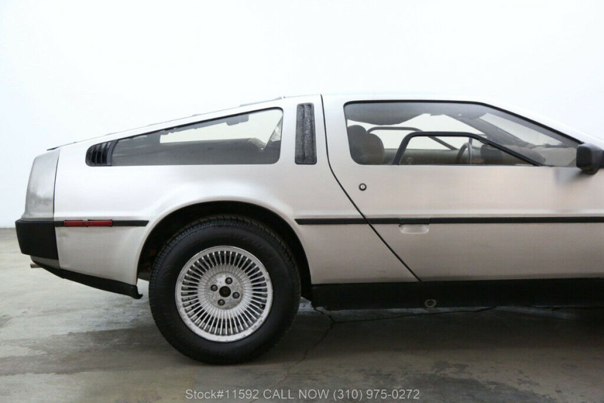 1983 DeLorean DMC-12 - photo 12