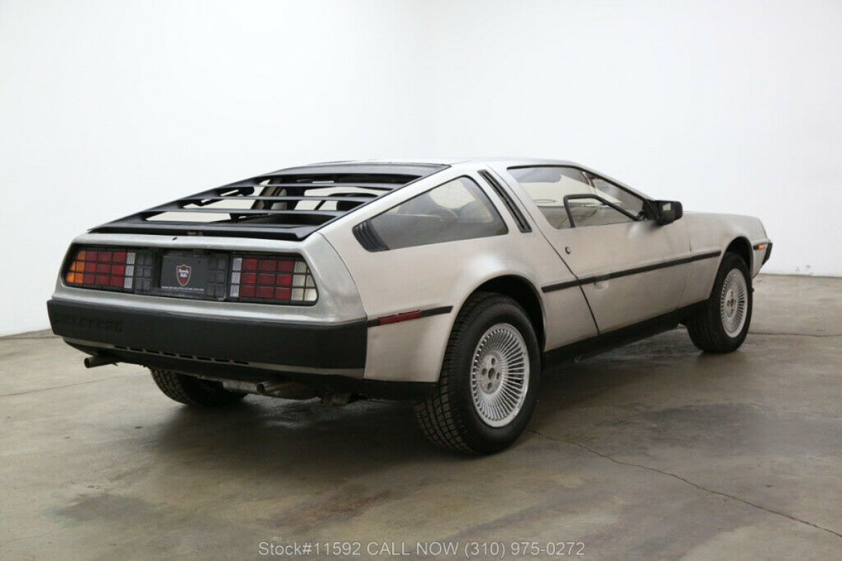 1983 DeLorean DMC-12 - photo 4