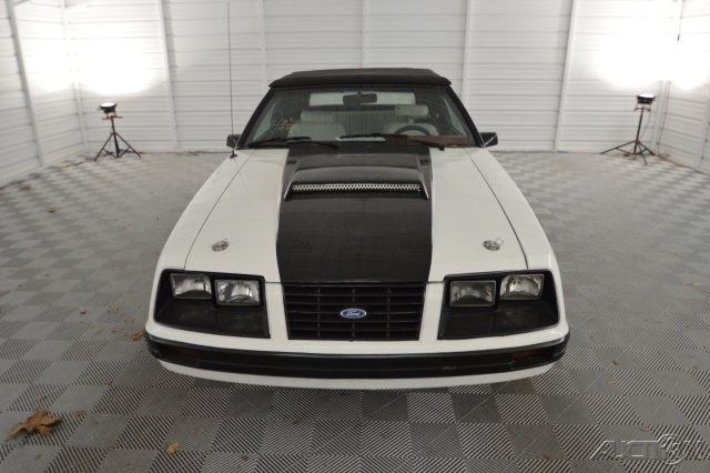 1983 Ford Mustang V6 - photo 8