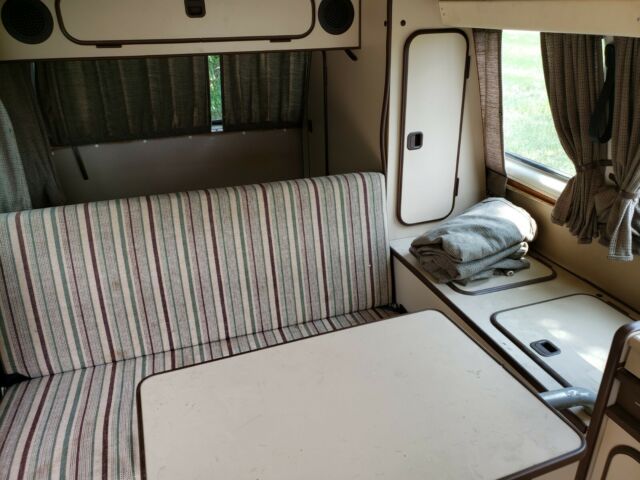 1983 Volkswagen Bus/Vanagon L - photo 9