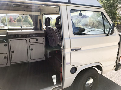 1983 Volkswagen Bus/Vanagon Campmobile Van Camper 3-Door - photo 10