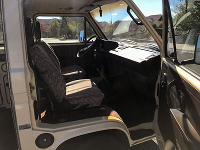 1983 Volkswagen Bus/Vanagon Campmobile Van Camper 3-Door - photo 11