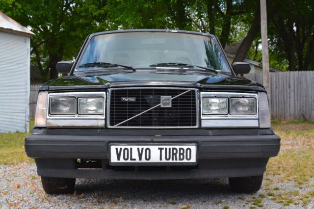 1983 Volvo 240 - photo 3