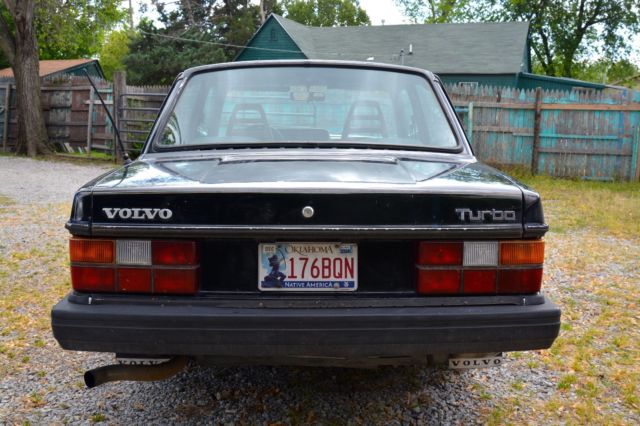 1983 Volvo 240 - photo 7