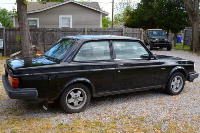 1983 Volvo 240 - photo 8