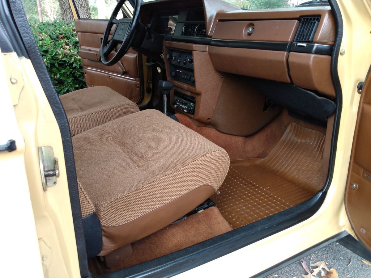 1983 Volvo 240 - photo 12