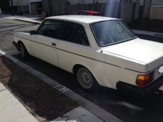 1983 Volvo 240 242 DL - photo 3