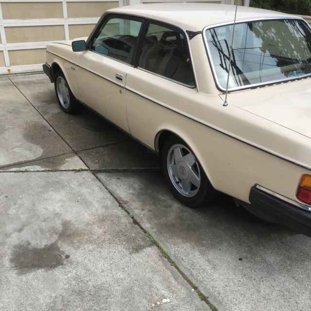 1983 Volvo 242 - photo 3