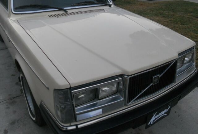 1983 Volvo 240 DL - photo 13