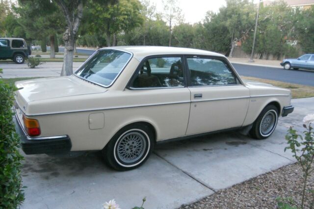 1983 Volvo 240 DL - photo 7