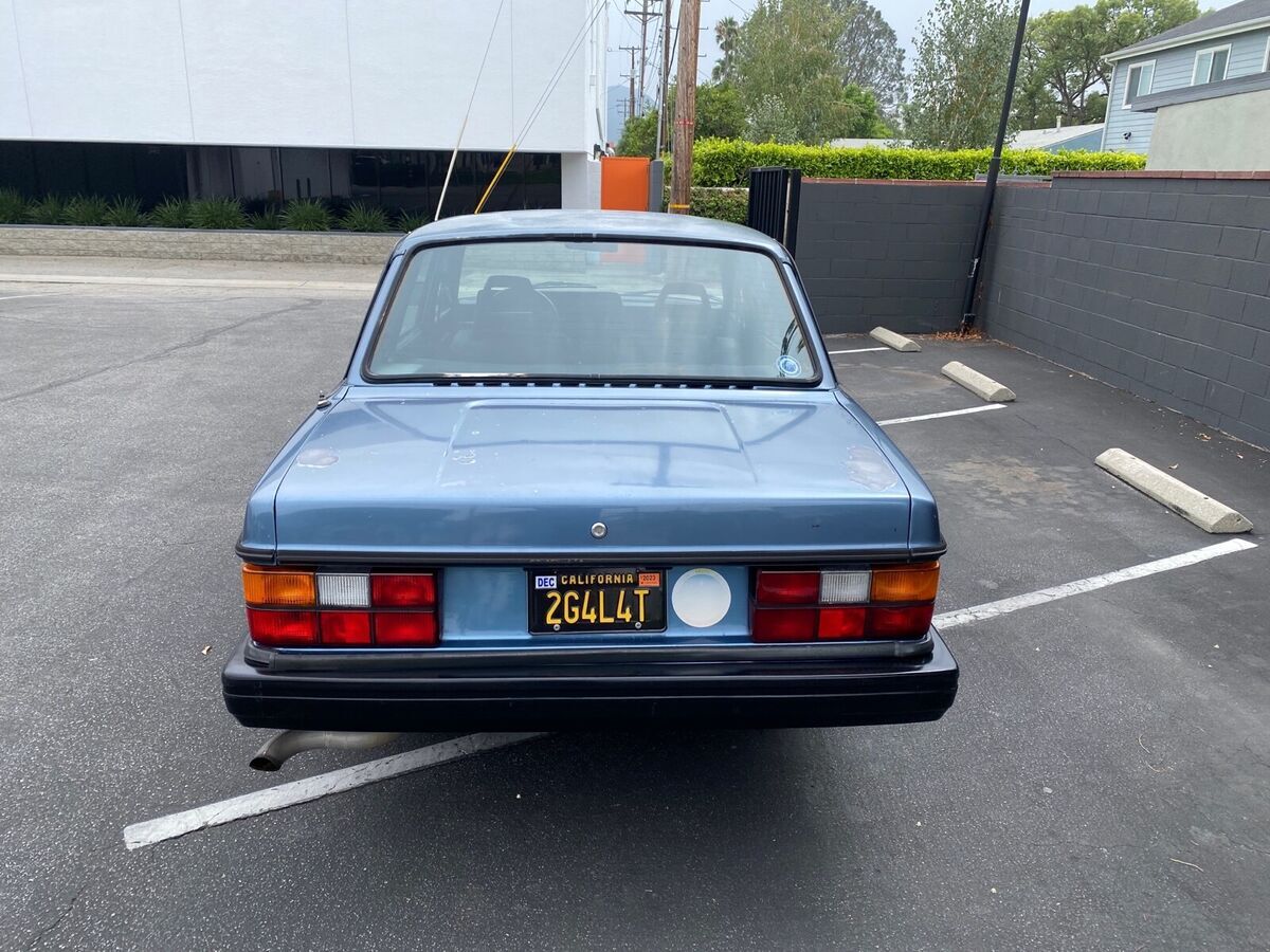 1983 Volvo 240 - photo 5