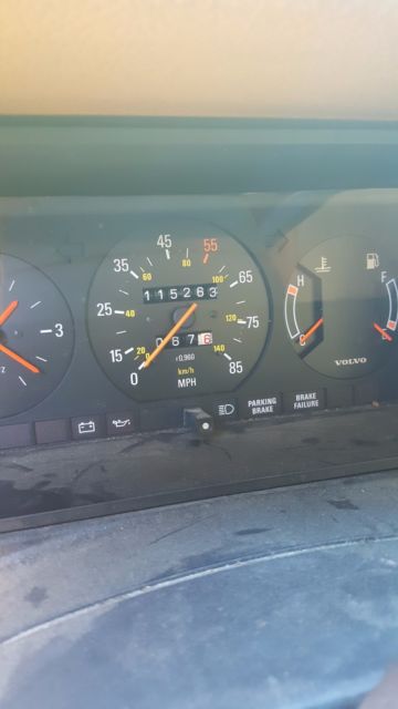 1983 Volvo 240 DL - photo 3