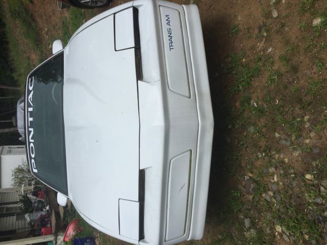1984 Pontiac Trans Am 2 DOOR COUPE - photo 2